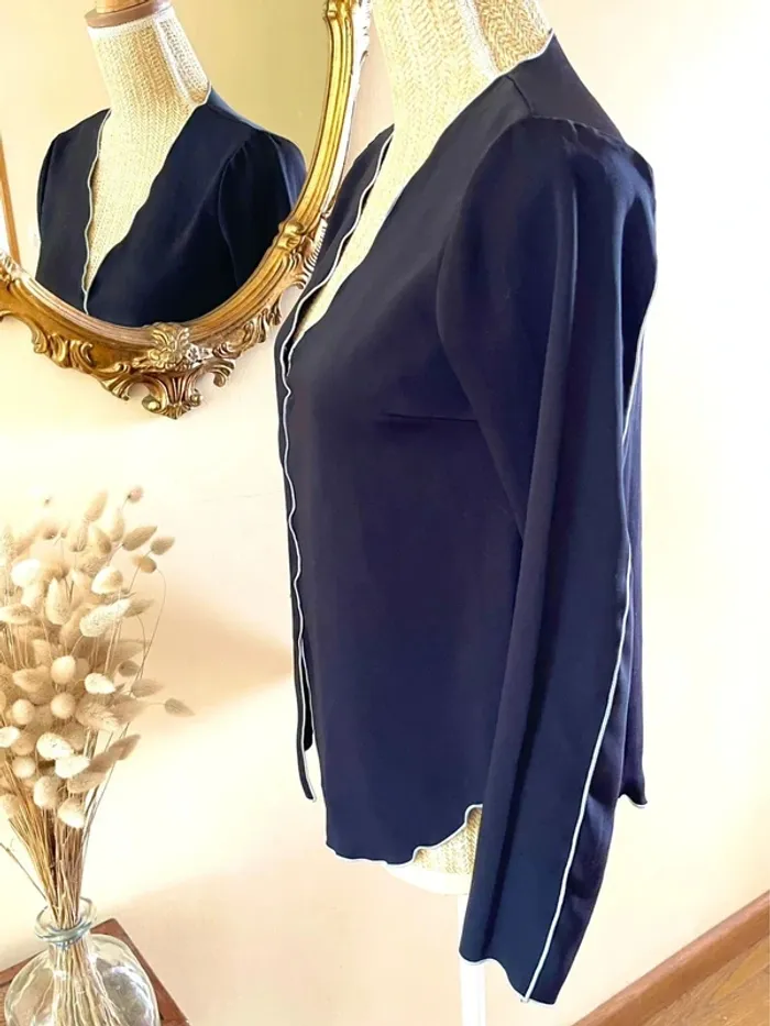 Sublime blouse chemise longue noir à liseré blanc fluide vintage - photo numéro 7