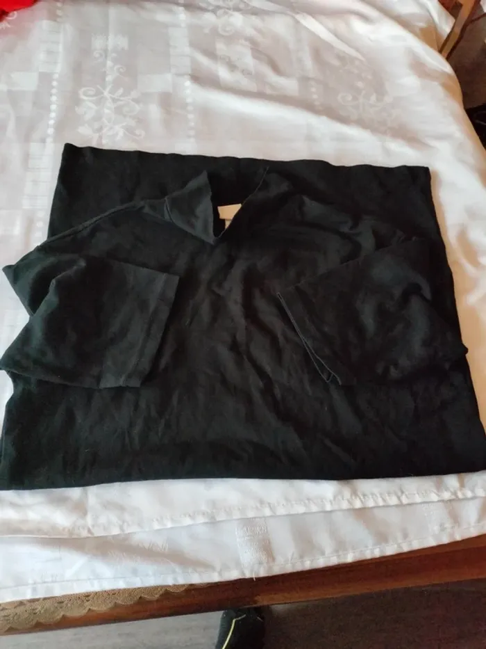 Robe noir col haut manche courte HM TXS - photo numéro 5