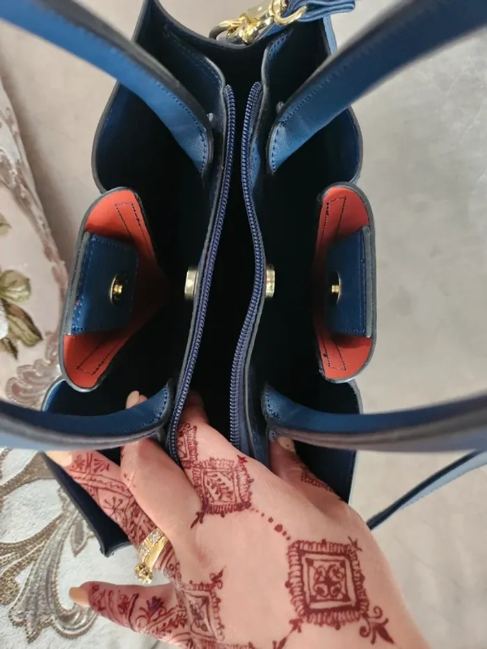 Sac à main – Bicolore bleu marine et brique ted lapidus – Comme neuf - photo numéro 5