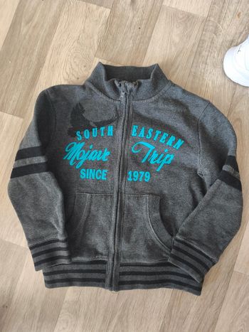 Gilet zippé marque orchestra taille 6 ans