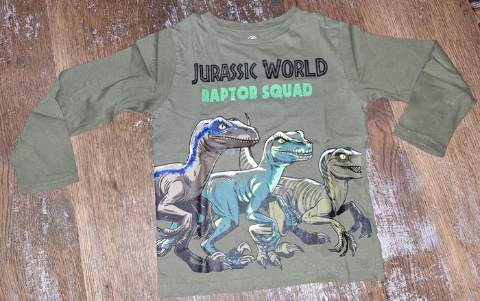 Pyjama Jurassic World 5-6 ans - photo numéro 2