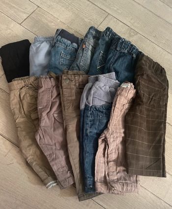 Lot de 12 jeans et pantalon