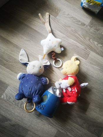 Peluche musicale veilleuse