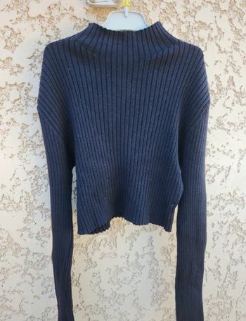 Pull noir court col roulé Shein taille S