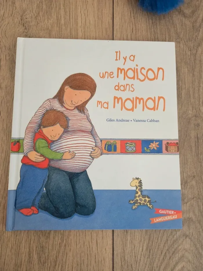 Livre pour annonce grossesse.