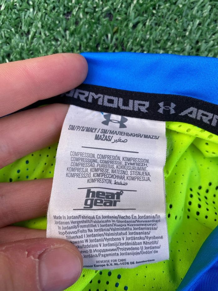 T shirt under armour - photo numéro 3