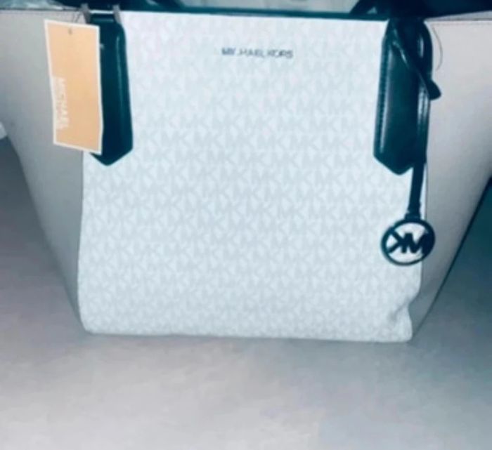 Sac à main MK monogramme