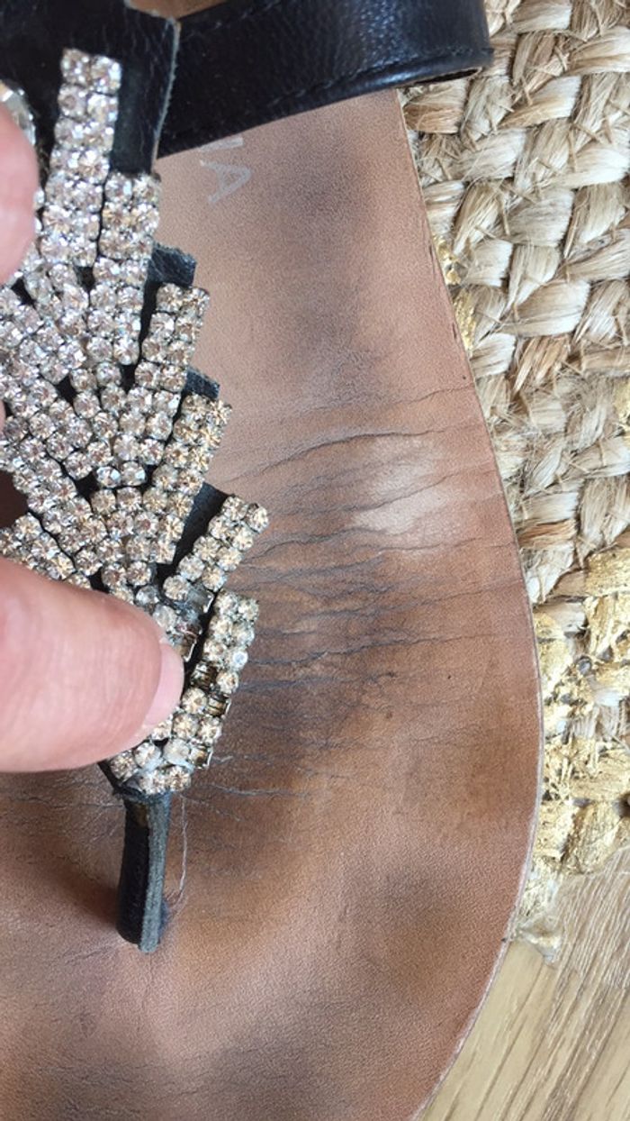 Sandales cuir noir strass 35 - photo numéro 4