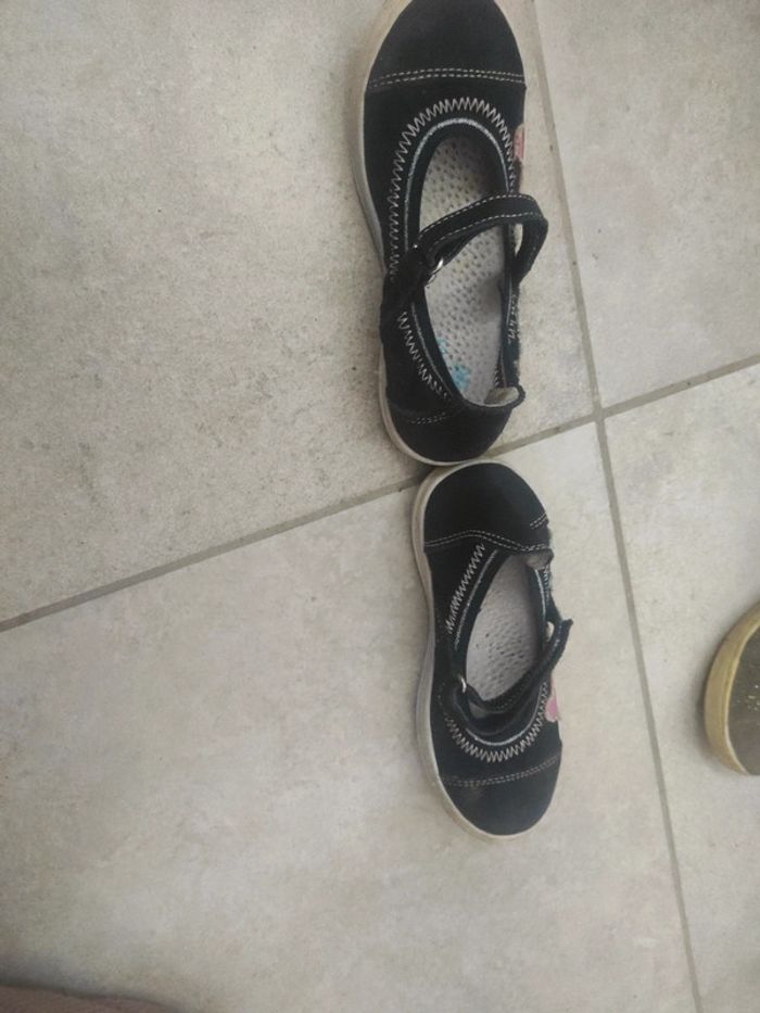 Lot de chaussures : bottines, baskets,ballerines et chaussures à lacet en cuir 27 - photo numéro 5