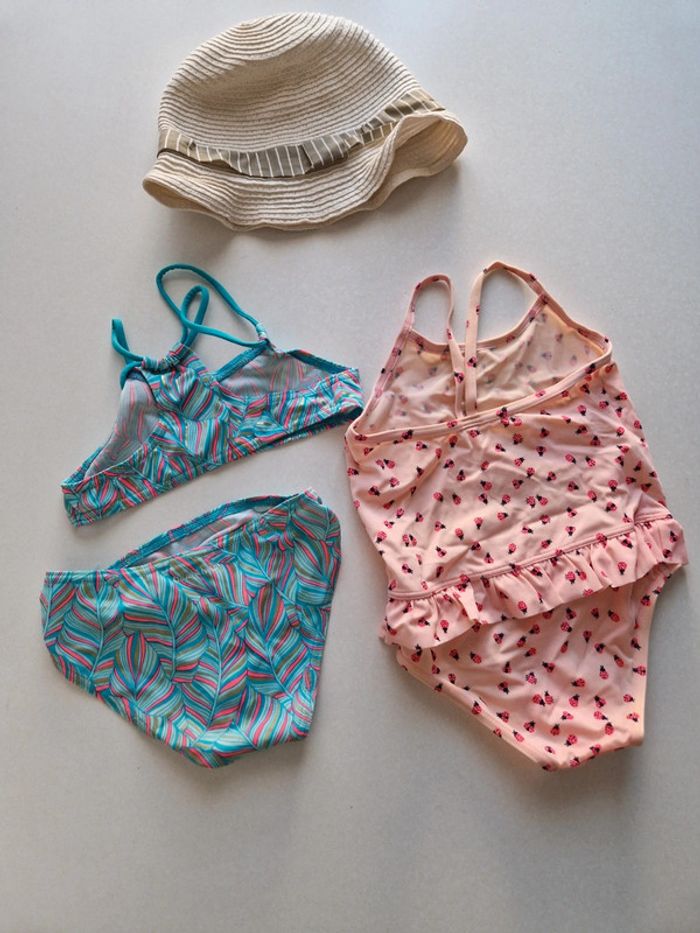 Lot 2 maillots de bain 1 chapeau été 4 ans - photo numéro 6