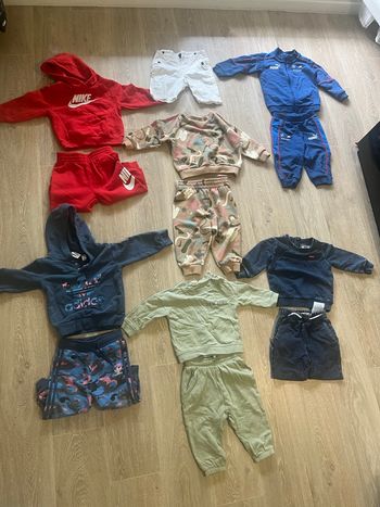 Lot de vêtements bébé garçon – taille 12/18 mois