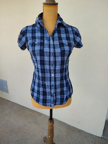 Chemise à carreaux taille 40