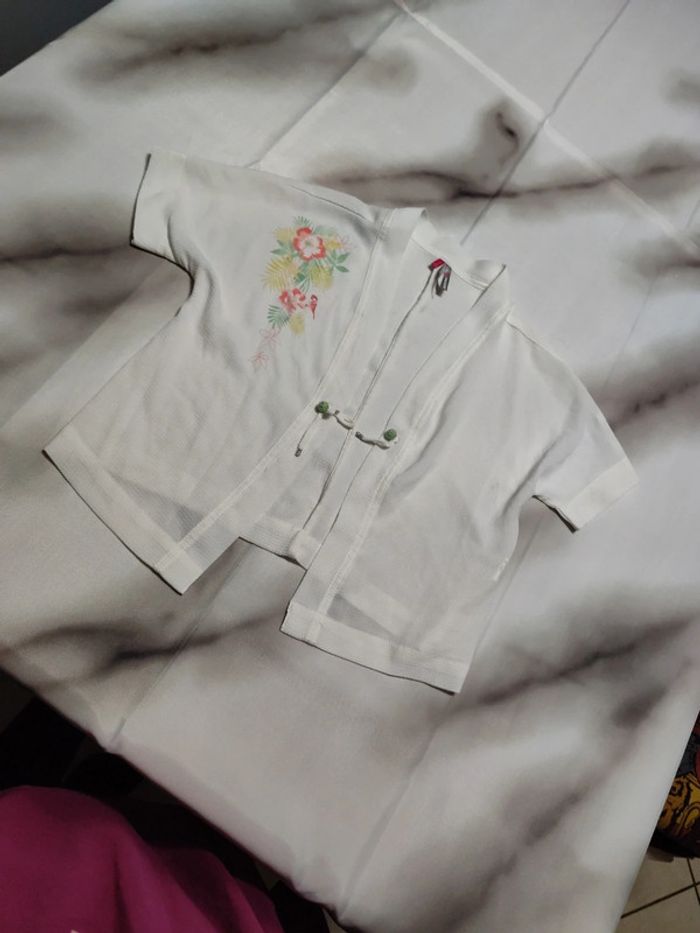 Kimono manches courtes taille 4 ans