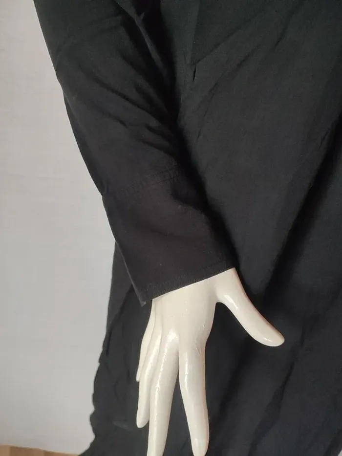 Robe noire manches longues - photo numéro 4