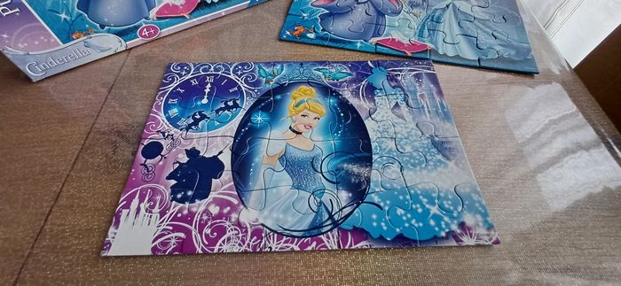 Lot puzzles disney princesse - photo numéro 2