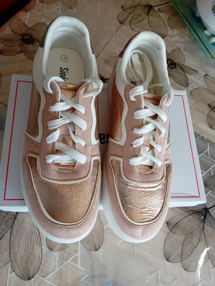 Basket doré rosé et blanche T41 - photo numéro 3