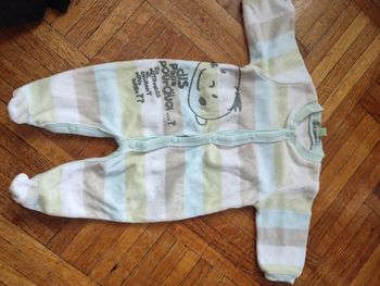 Pyjamas taille 1 mois