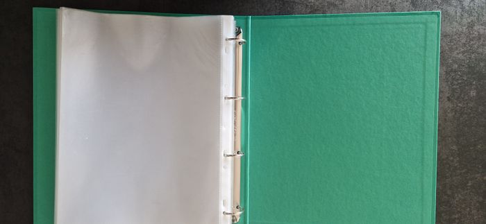 Classeur Exacompta FSC + 50 pochettes transparentes - Excellent état - photo numéro 2
