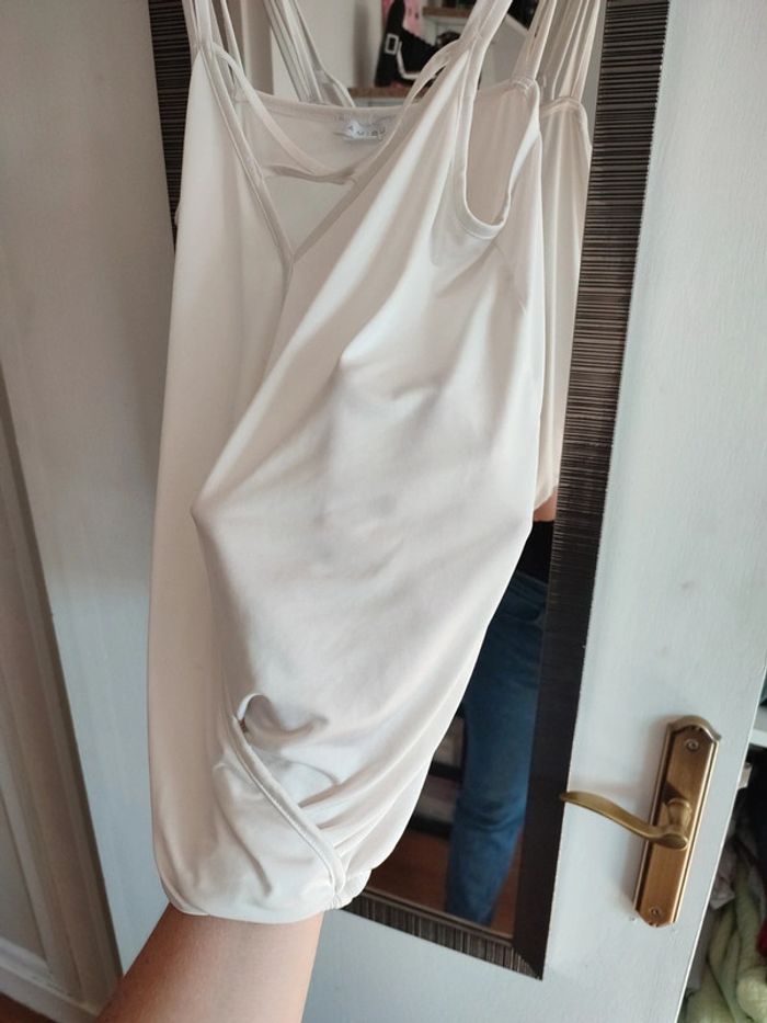 Débardeur blanc croisé - photo numéro 3