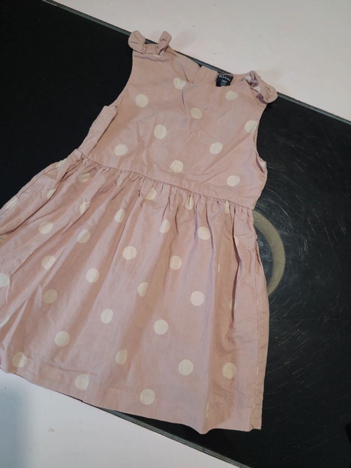Robe rose