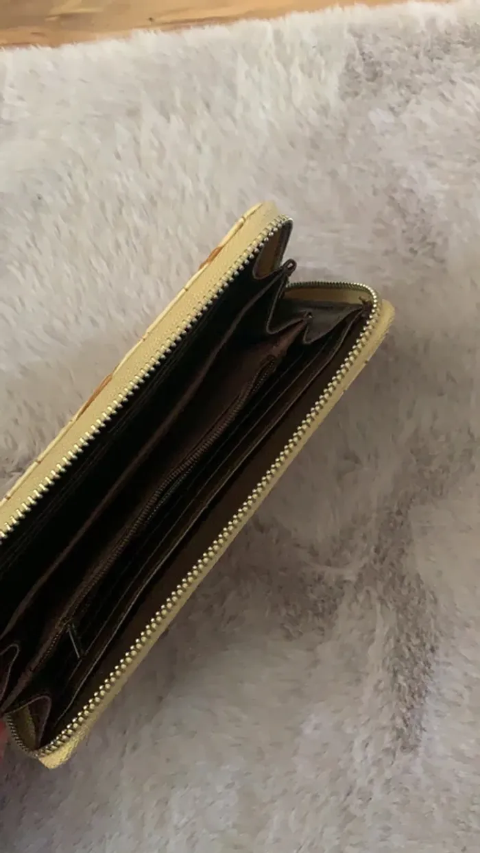 Portefeuille - photo numéro 4