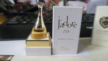 Miniature de parfum J'adore l'or