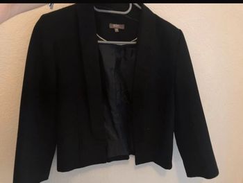 blazer noir taille 38/40 grain de malice