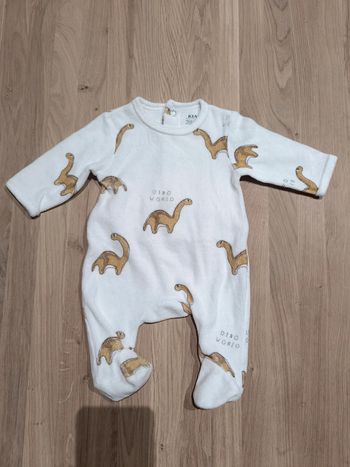 Pyjama velours 🦕 Kiabi 1 mois