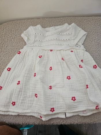 Robe bébé 1 mois