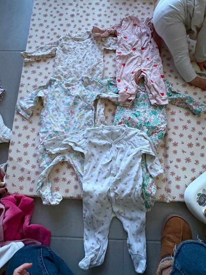 Gros lot hiver 6 mois - photo numéro 7