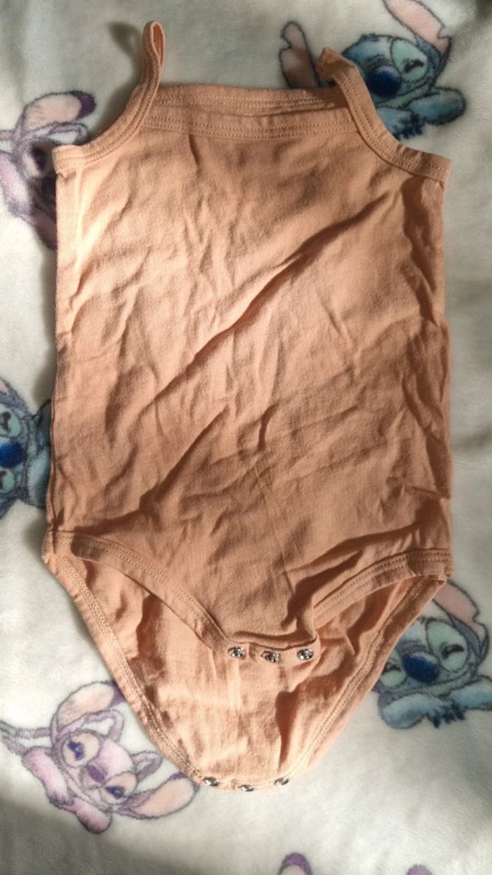 Body été 1 mois en très bon état