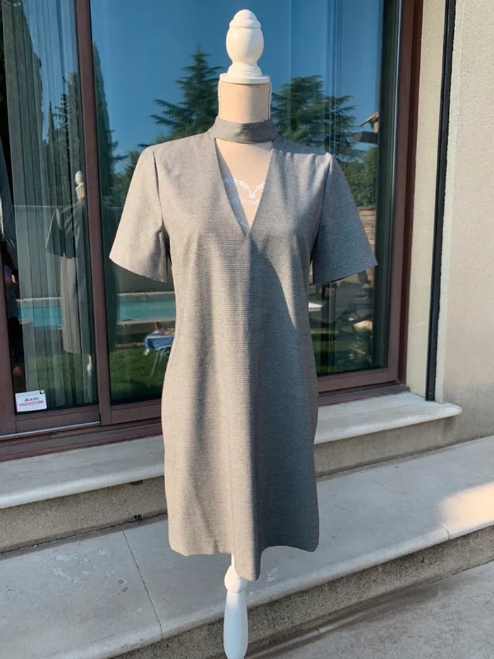 Robe pied de poule Zara taille 36 - photo numéro 2