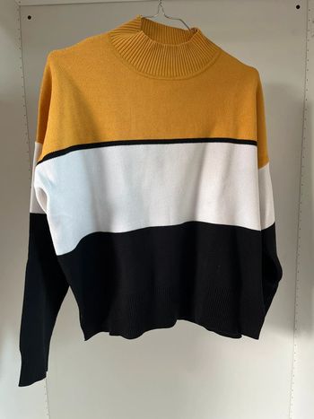 Pull moutarde blanc et noir New Look
