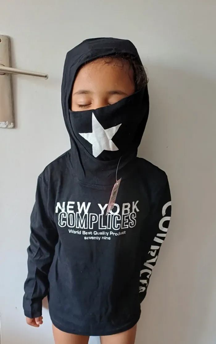 T-shirt à capuche complices - photo numéro 4