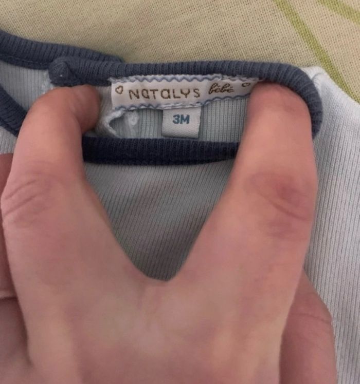 Tee shirt 3 mois - photo numéro 3