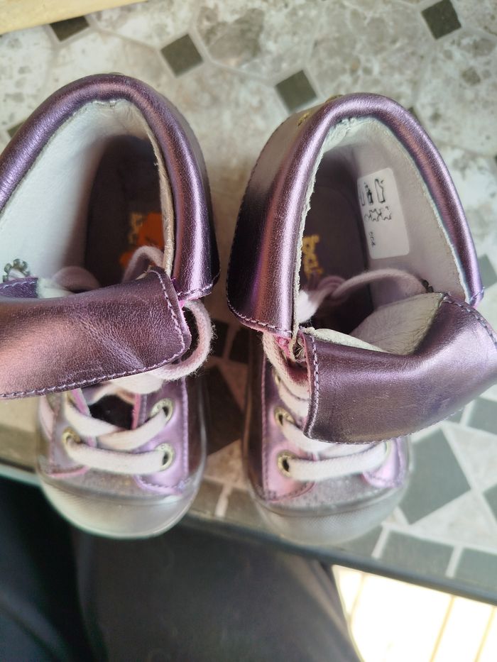 Lot de chaussures pour bébé - photo numéro 3