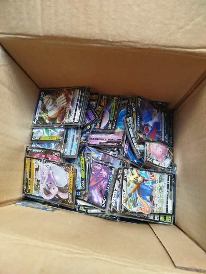 Lot de 100 cartes pokemon v japonaises avec sleeve - photo numéro 3