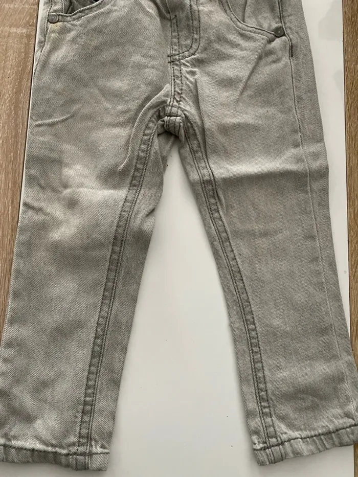 Jeans gris 24 mois - photo numéro 2