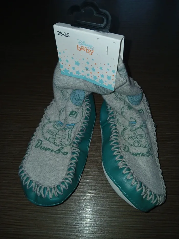 Chaussons chaussettes dumbo disney 25/26