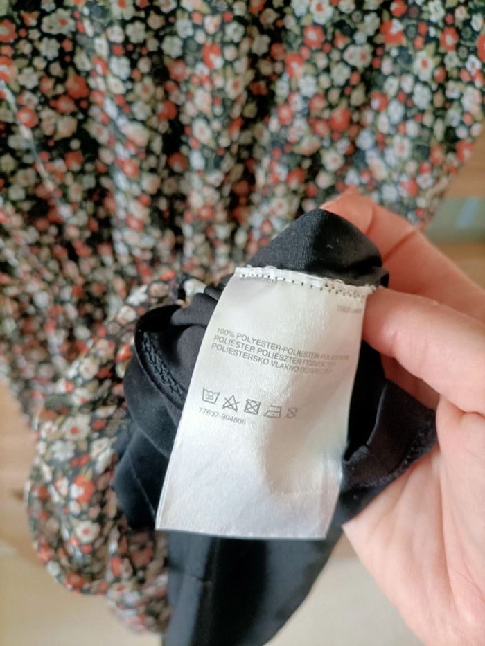 Robe fleurie C&A taille 34 - photo numéro 3