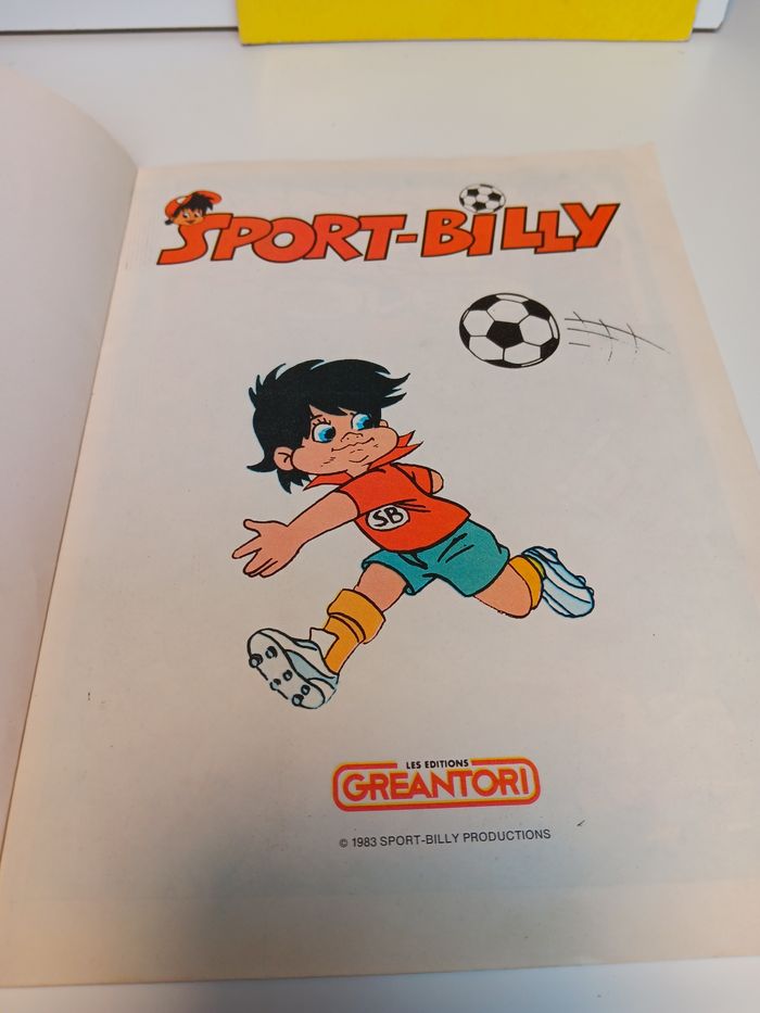 Lot de livres vintage année 80 tom Sawyer, Nestor, sport billy, hutchi, Woody woodpecker - photo numéro 8