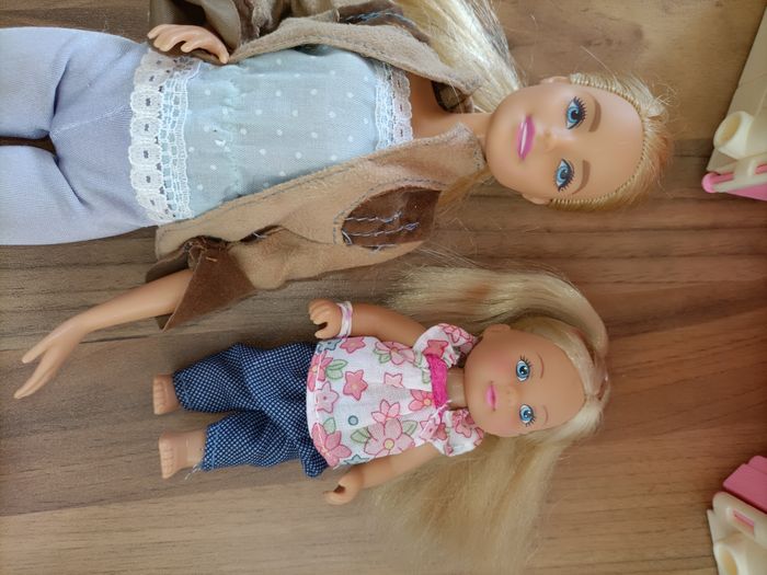 Écurie barbie avec 2 poupées, 2 chevaux et accessoires - photo numéro 5