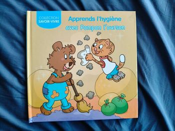 Livre Apprends l'hygiène avec Pompon l'ourson des éditions Caramel