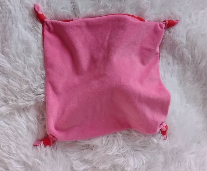 Doudou Minnie carré plat rouge a pois rose - Disney - photo numéro 2