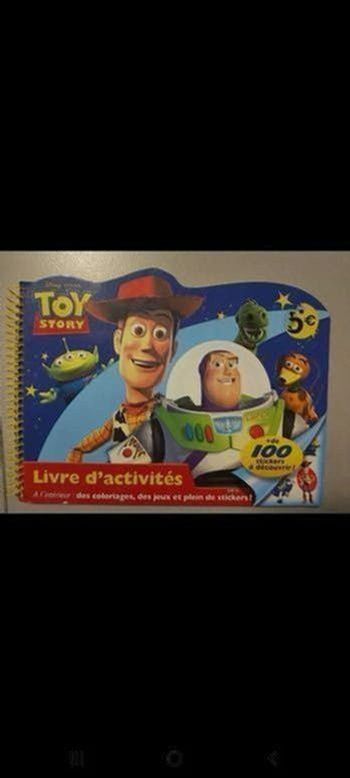 Livre d'activité Toy Story Disney