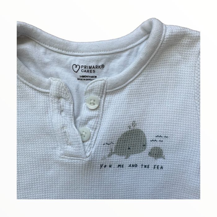 Body t-shirt Primark 3 - 6 mois TBE (2€) - photo numéro 2