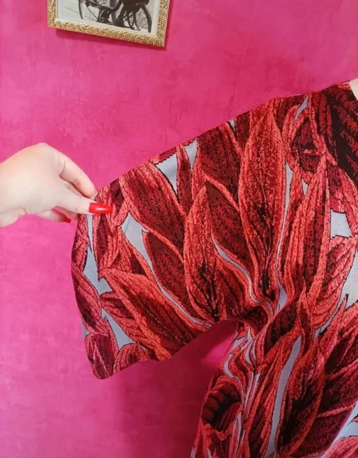 Robe bordeaux à manches courtes "chauve-souris" Zara taille M - photo numéro 6