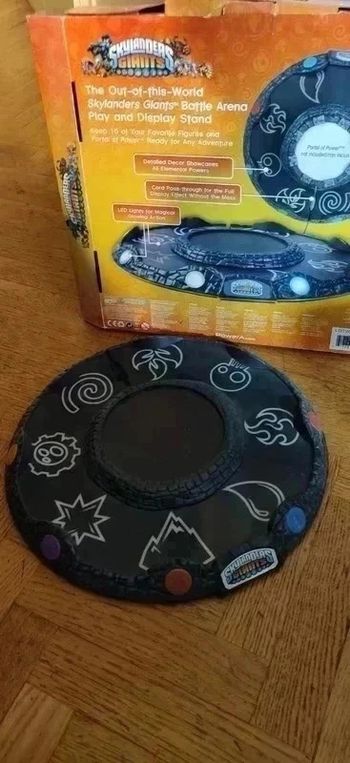 Neuve Arène lumineuse de combat pour Skylanders Giants