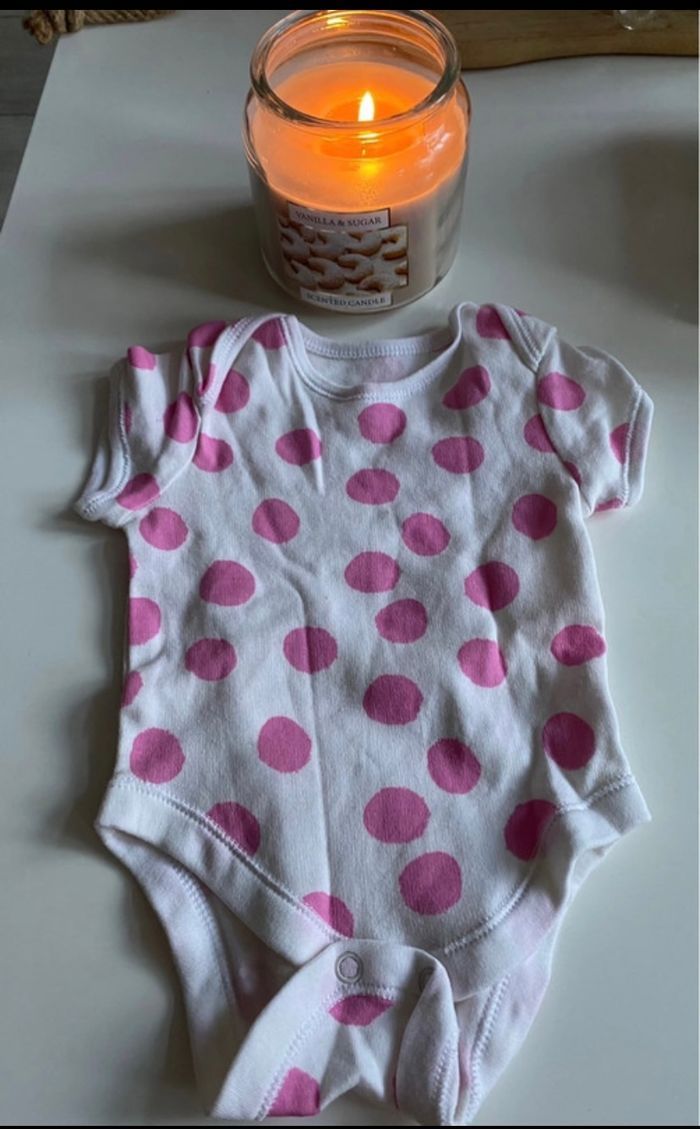 Lot de 7 bodys 3-6 mois - photo numéro 6