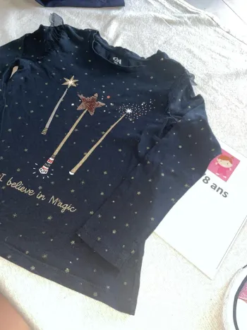 T-shirt C&A huit ans